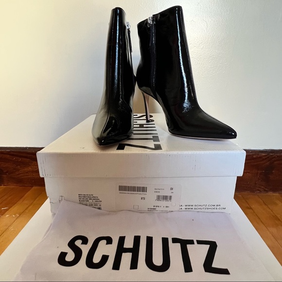 NWT Schutz Adilene Patent Leather Ankle Bootie